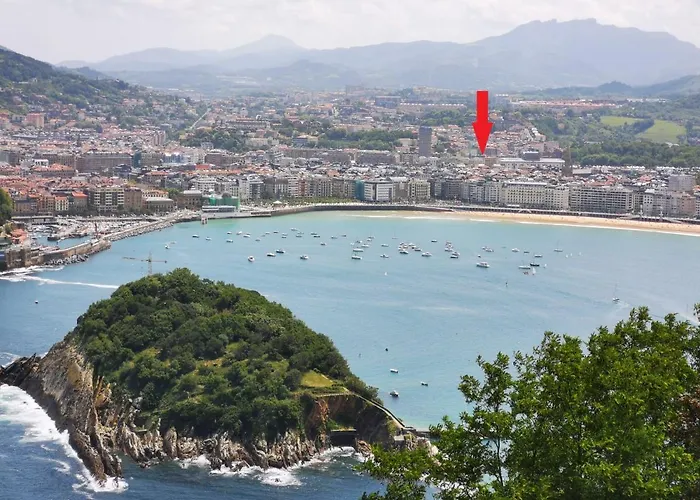 Next City Center San Sebastian Bus & Train Station Free Wifi