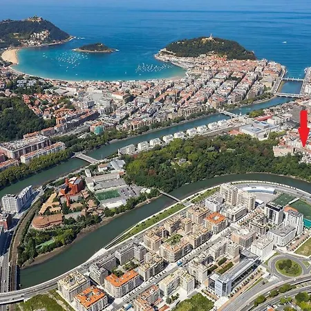 Next City Center San Sebastian Bus & Train Station Free Wifi Exterior photo