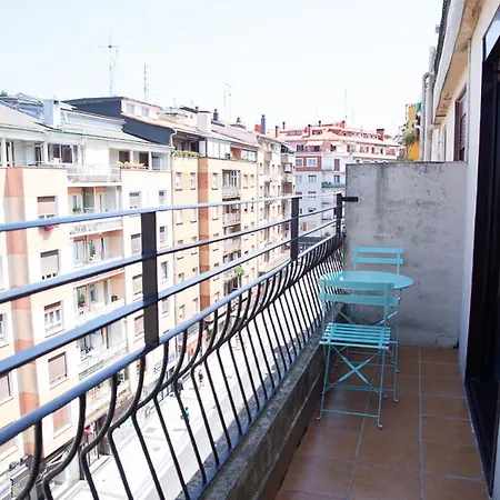 Next City Center San Sebastian Bus & Train Station Free Wifi Exterior photo